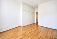 Helle 2-Zimmer-Wohnung inklusive Tiefgaragenstellplatz in Gersthof