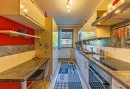 Ihr privates Wohnparadies - Stilvolles Zuhause mit Pool, Balkon, Doppelgarage &amp; 2 Wintergärten!