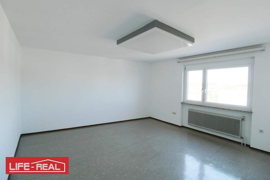 Helles, geräumiges Büro in Traun, Gewerbeobjekt-miete, 2.196,00,€, 4050 Linz-Land
