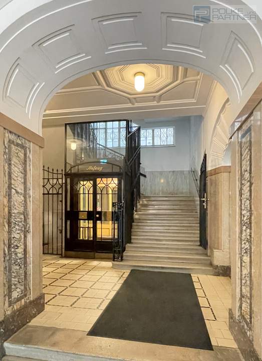 EINE ERSTKLASSIGE ADRESSE FÜR IHR UNTERNEHMEN