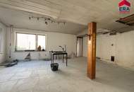 Historisches Bauernhaus mit großem Grundstück, Innenhof und ca. 320 m² Neben- &amp; Stellflächen