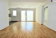 Ideale Hofruhelage! Neuwertige 2 Zimmer Wohnung mit großer Loggia!