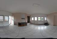 Einfamilienhaus mit ebenerdigem Garten und Nebengebäude - beleben Sie es zu neuem Leben!