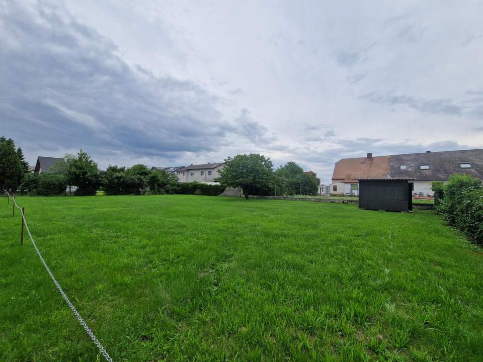 TRAUMHAFTES BAUGRUNDSTÜCK IN SEHR RUHIGER WOHNLAGE VON DÜRNROHR OHNE BAUZWANG