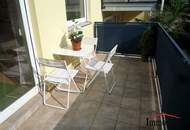 Sehr schöne 2-Zimmerwohnung mit Balkon und Garagenplatz in erhöhter Lage in Waltendorf (befristet vermietet bis 04.11.2027)