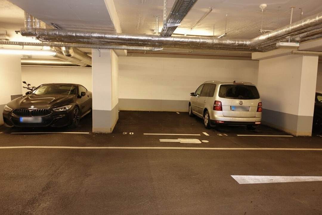 Garagenabstellplatz Laaer-Berg-Straße / Käthe-Odwody-Gasse