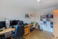 Großzügige Dachgeschoßwohnung mit 5 Zimmern, traumhafte Dachterrasse und Loggia.