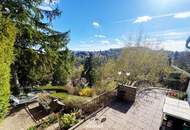 Grünes Refugium mit Pool, Terrasse und herrlicher Aussicht