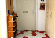 KEIN HAUS - ABER EINE FÜNFZIMMERWOHNUNG MIT SÜDBALKON