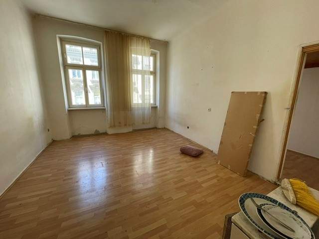 3-Zimmer-Wohnung in attraktiver Lage des 17. Bezirks! Sanierungsbedürftig