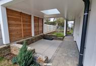 Neuwertige Doppelhaushälfte mit Carport und PV-Anlage in Reichersdorf