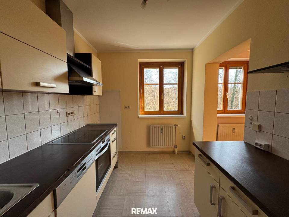 3-Zimmer-Wohnung mit Balkon in ruhiger Lage von Klöch!