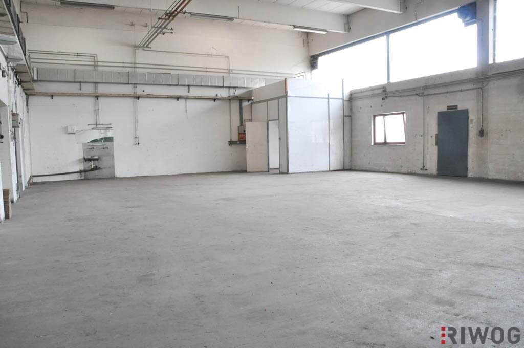220m² ebenerdige Lagerhalle im Gewerbegebiet Strebersdorf | optionale Büroflächen