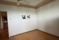 3-Zimmer-Wohnung mit Loggia – Sanierungsobjekt mit Potenzial