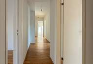 Ruhige, lichtdurchflutete 3-Zimmer-Dachgeschosswohnung mit zwei großzügigen Terrassen!