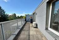 TRAUMHAFT SONNIGE 2-ZIMMER-DACHGESCHOSS-WOHNUNG IM GRÜNEN