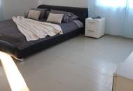 Moderne Wohnung im Villengebiet von Mauer (absolute Grünruhelage, südseitige Loggia sowie Garage)