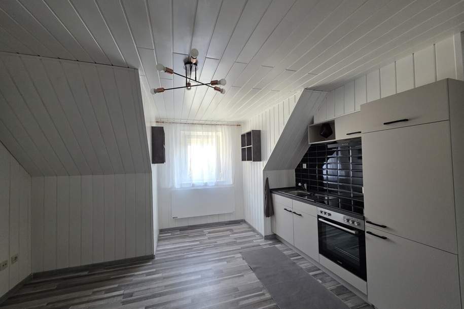 Dachgeschoßwohnung in Eisenstadt - Preisreduktion, Wohnung-kauf, 110.000,€, 7000 Eisenstadt(Stadt)