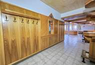 "6 Wohnungen plus Restaurant in bester Lage von St. Leonhard"