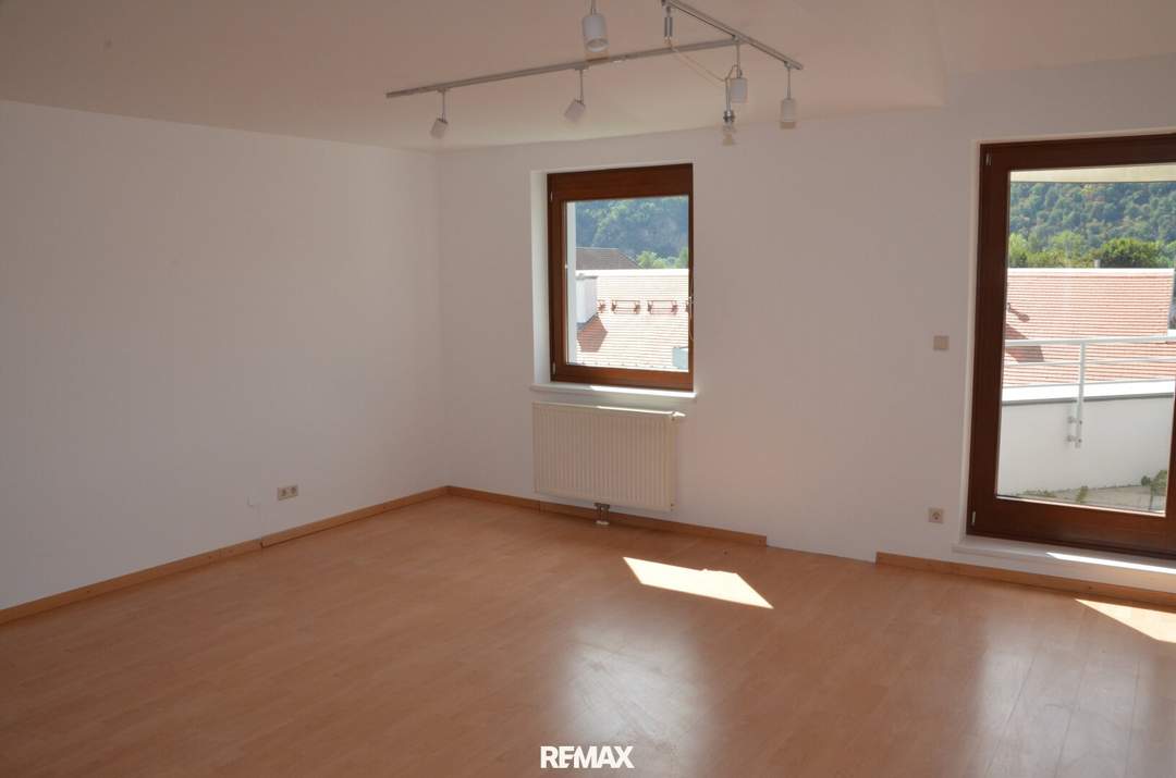 Großzügige 4-ZI-Maisonettewohnung mit Terrasse und Tiefgaragenplatz in Dürnstein