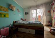 Ein ruhiger Rückzugsort mit Möglichkeiten – zwei Wohnhäuser auf großzügigem Grund