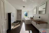 Mehrfamilienhaus mit Potenzial in sonniger und ruhiger Lage mit schönem Fernblick!