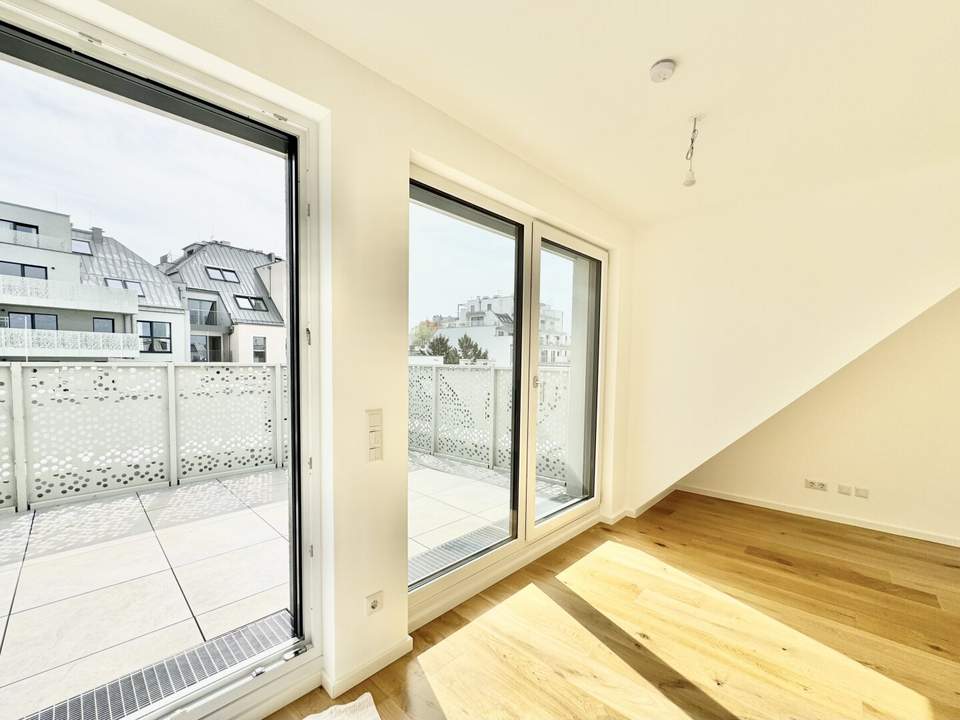 ERSTBEZUG: HERRLICHES 3 ZIMMER PENTHOUSE MIT DREI TERRASSEN IN 1220 WIEN
