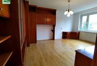 Generalsanierte Wohnung mit neuer Küche, Bad, Böden, Elektrik etc. in ruhiger Lage! - JETZT ZUSCHLAGEN