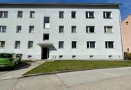 Jetzt mit 360° Rundgang und KI-Visualisierung; Idyllisches Wohnen im Grünen - sehr gemütliche 2-Zimmer-Wohnung lädt zum Entspannen und Wohlfühlen ein - perfekt für Naturliebhaber und ab sofort verfügbar!