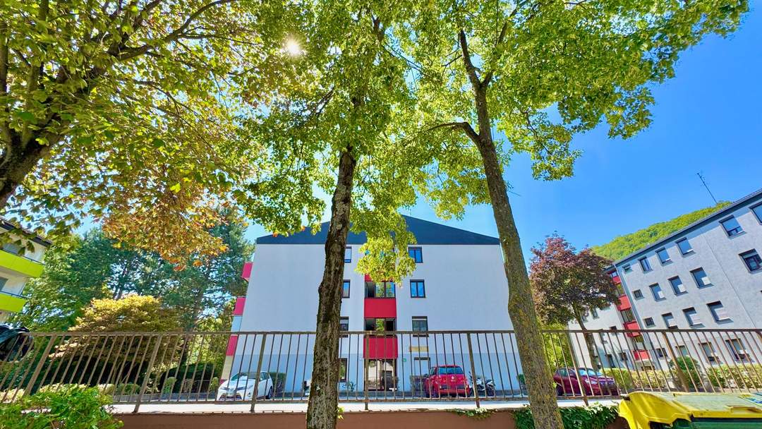 Dein neues Zuhause in Graz-Gösting: 3-Zimmer-Wohnung mit Balkon & Tiefgaragenplatz!