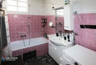 Solides Einfamilienhaus mit 3 Zimmer, Terrasse, großer Garten und 2 Garagen und Nebengebäude
