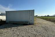 Halle mit 11 Lagerboxen und 4 Container am Hatric 157 zu verkaufen