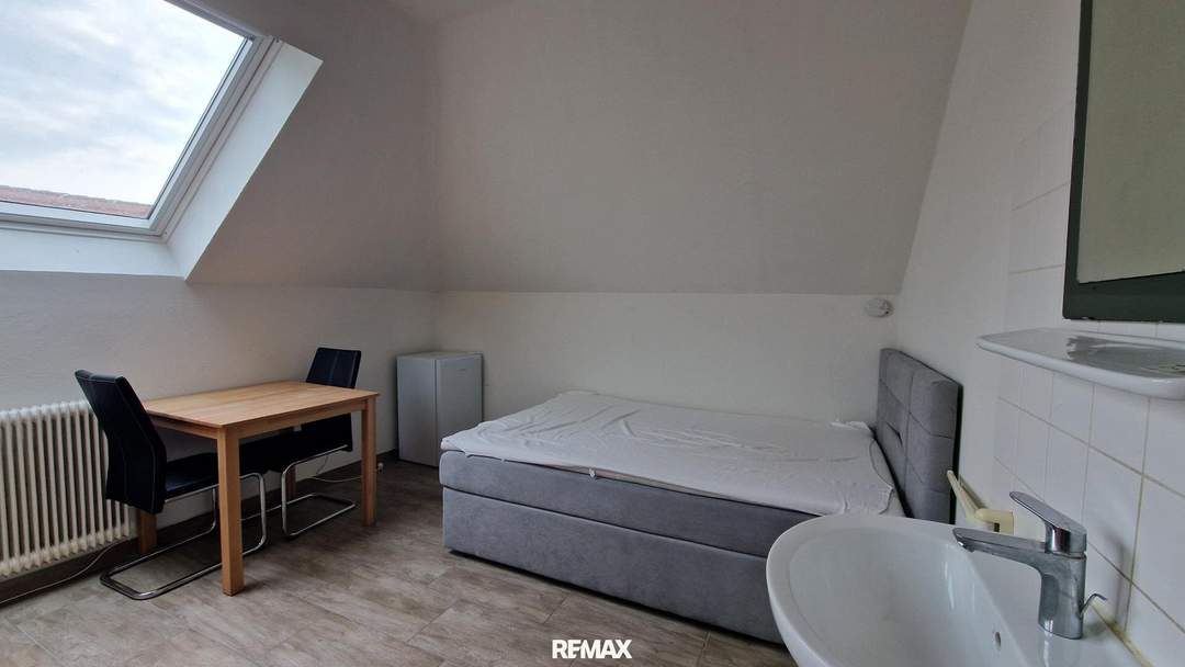 Möbliertes Zimmer zu mieten - Waltendorfer Hauptstraße
