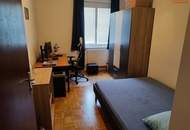 Viel Platz für Ihre Familie! Gemütliche 4-Zimmer Wohnung mit großer Loggia umgeben von Grünflächen! Beste Infrastruktur!