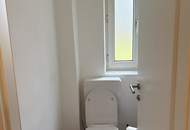 Wohntraum im Grünen: exklusive 4-Zimmer-Wohnung mit stilvollem Wohlfühlbad, separatem WC, hellem Abstellraum in begehrter Ruhelage verspricht hochwertiges Wohnambiente!