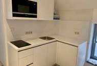 Repräsentative Office-Residenz über den Dächern der City: mit Loggia zu mieten