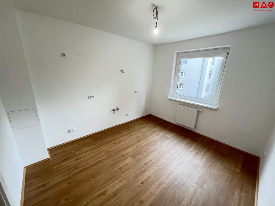 Neu sanierte 3 Zimmerwohnung mit sonnigem Balkon!