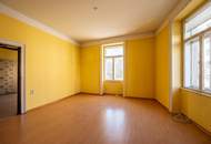 ++NEU++ 3-Zimmer Altbau-Wohnung (sanierungsbedürftig) - großes Umbaupotenziall!!