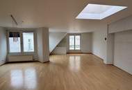 Tolles 4-Zimmer DG mit 2 Terrassen und schönem Blick - alles auf einer Ebene - in Toplage, 1040!