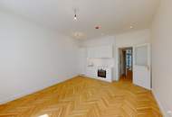 Lichtdurchflutete 2-Zimmer-Wohnung mit Balkon
