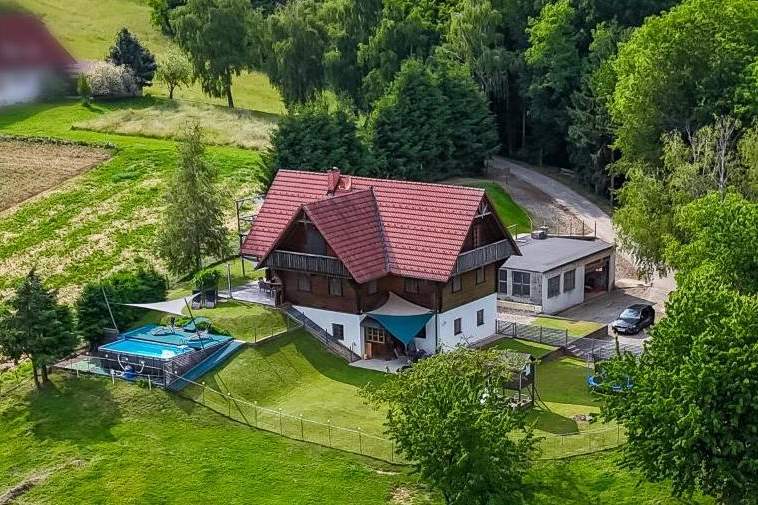 Wohn- und Ferienhaus im Grünen mit Blick auf die Riegersburg!, Gewerbeobjekt-kauf, 549.000,€, 8312 Hartberg-Fürstenfeld