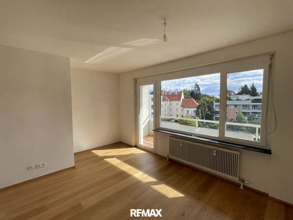 Helle, sofort verfügbare 3,5-Zimmer-Wohnung mit Loggia und Lift, Nähe Kreuzbergl