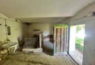 Ländliches Paradies - Sanierungsbedürftiges Landhaus auf großem Grundstück!
