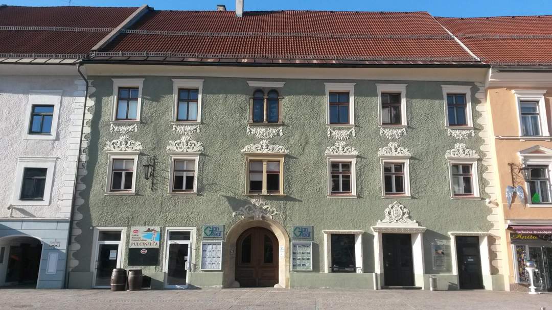 Wohn- und Geschäftshaus mit großem Renditepotenzial am Hauptplatz in St. Veit