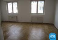 Ruhige 4 Zimmer Wohnung WG geeignet