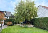 "Haus mit Garten, Pool, und Garage"