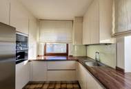 Bungalow mit Wintergarten, Pool und Doppelgarage!