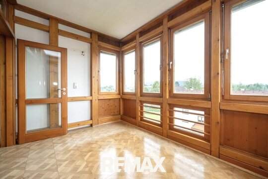 Sonnige 3‑Zimmer-Wohnung mit Loggia & Garage in ruhiger Zentrumslage von Steyr!