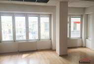Komplette Büroetage im Altbau in TOPLAGE! (Mietbeginn nach Vereinbarung)