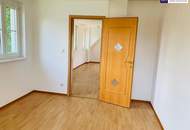 PERFEKT FÜR DIE FAMILIE ! RUHELAGE! EINFAMILIENHAUS mit 3 separaten Eingängen - genug Platz für die ganze Familie! 3D-Rundgang ansehen!